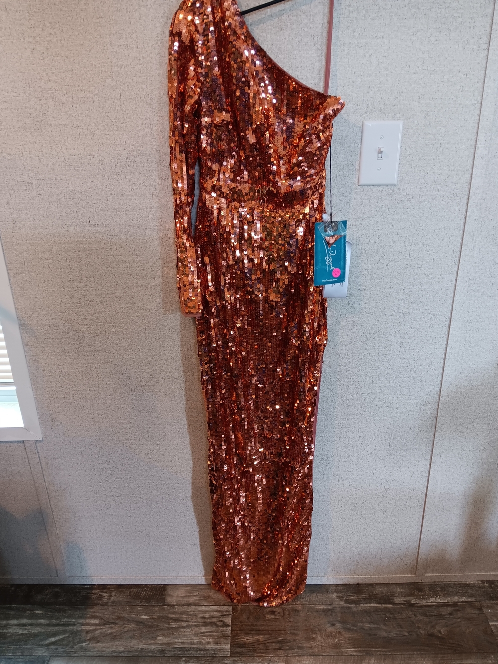 Mac Duggal Rose Gold Sequin Evening Dress Size 0